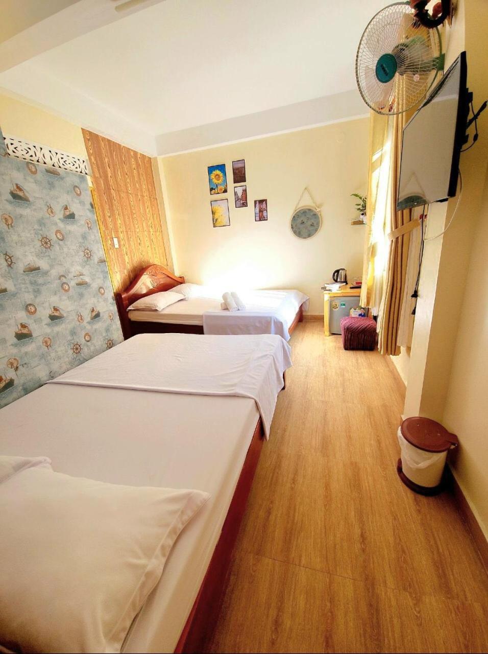 Binh Dao Hotel - Khach San Ngay Trung Tam Gia Re Da Lat Værelse billede